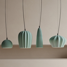 Keramik-Lampe in vier Formen und zwei matten Farben